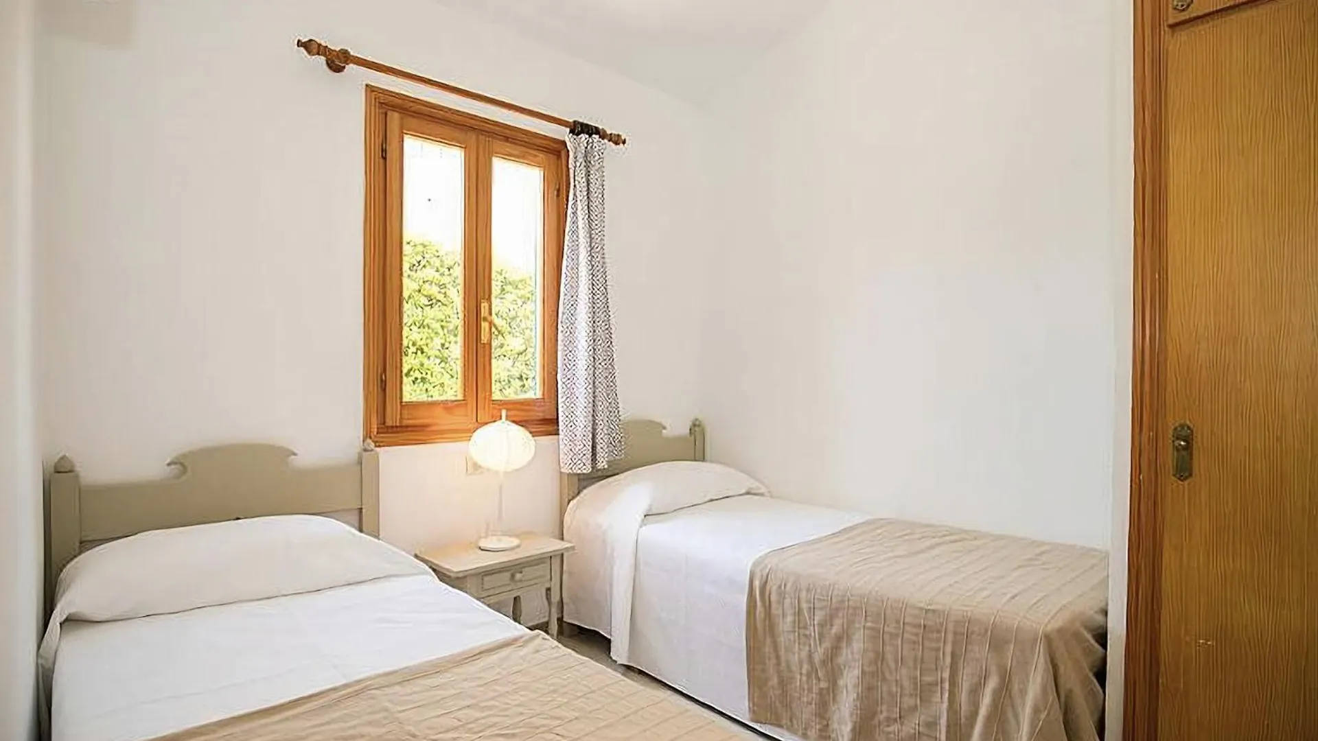 Villas Marineta Cala'N Blanes  Casa de Férias Cala'N Blanes (Menorca)