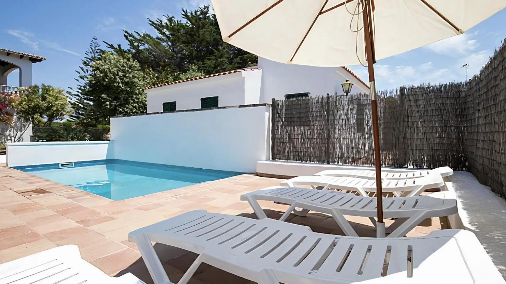 Villas Marineta Cala'N Blanes  Casa de Férias Cala'N Blanes (Menorca)