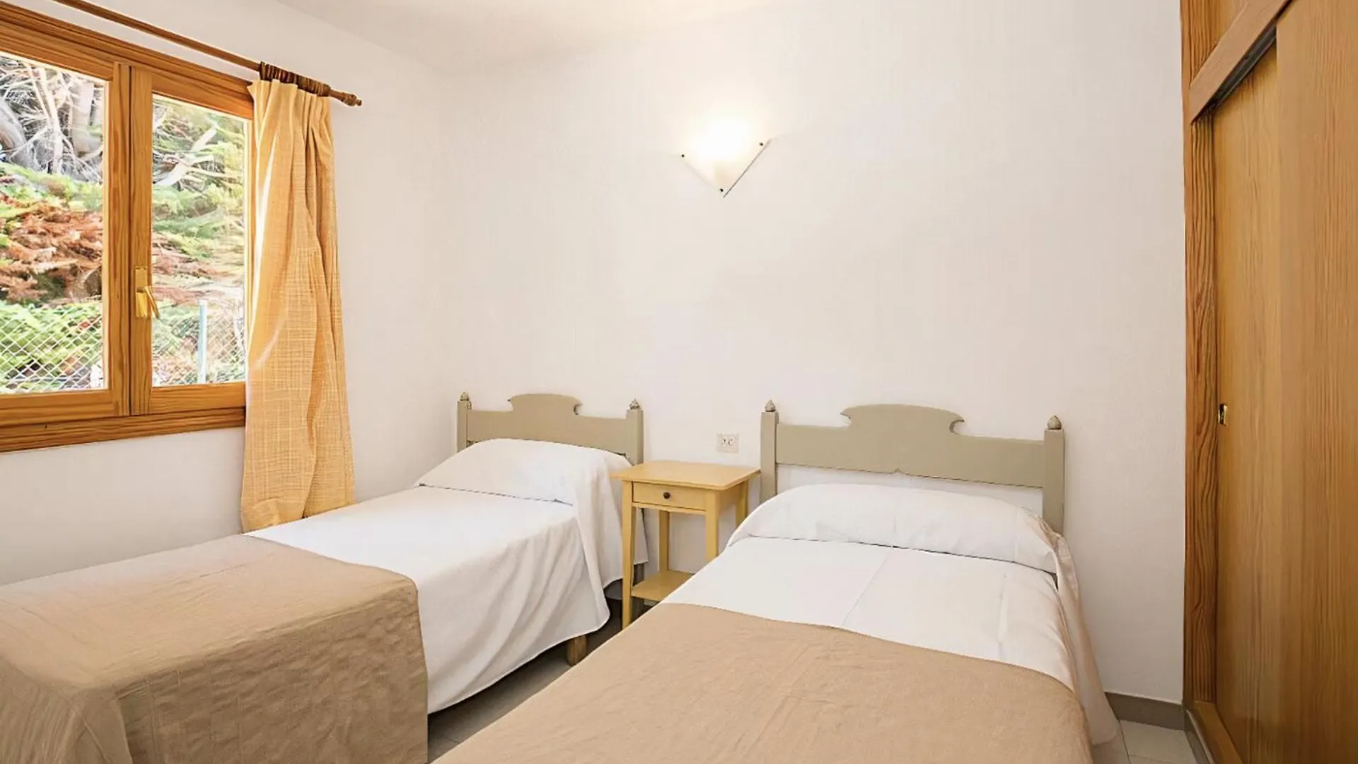 Villas Marineta Cala'N Blanes  Cala'N Blanes (Menorca)